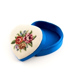 32 Count Petit Point Keepsake Box